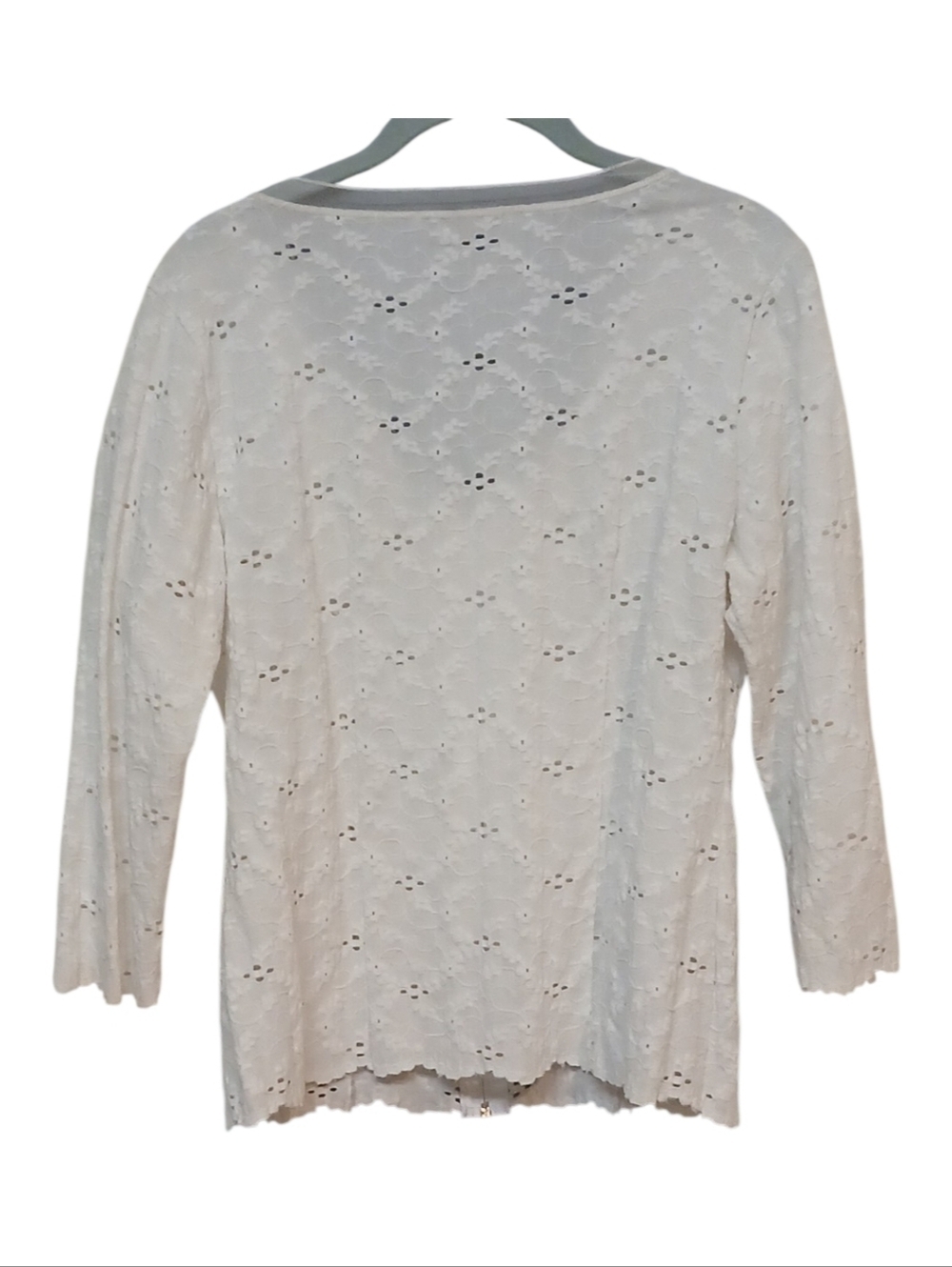 Papillon Blanc - White Floral Embroidered Jacket, 3/4 Sleeve, Full Zipper,... - Picture 4 of 11